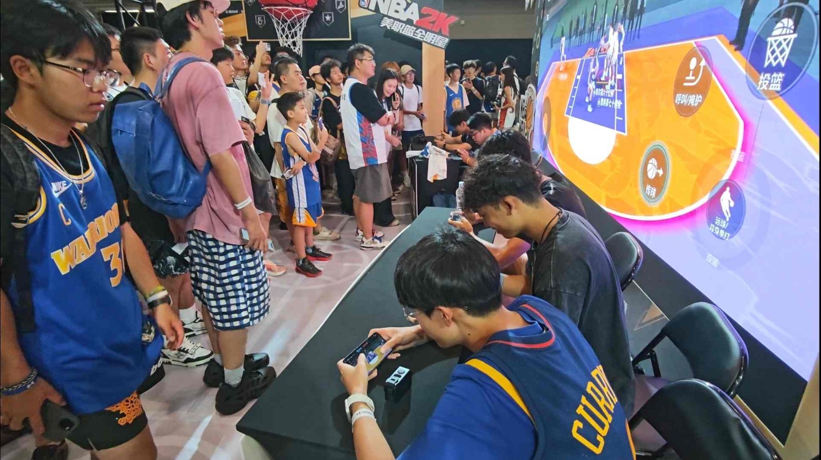 NBA2K手游x安德玛Curry Con品牌中国行 实况纪实
