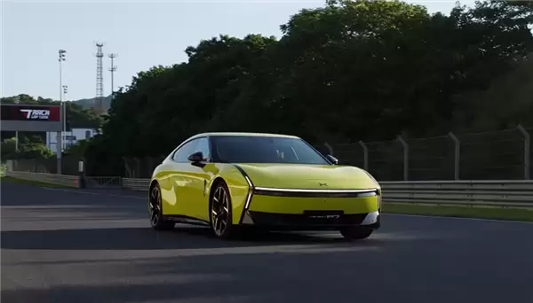 小鹏汽车史上最强财报！单季度销量、营收、毛利率全创新高