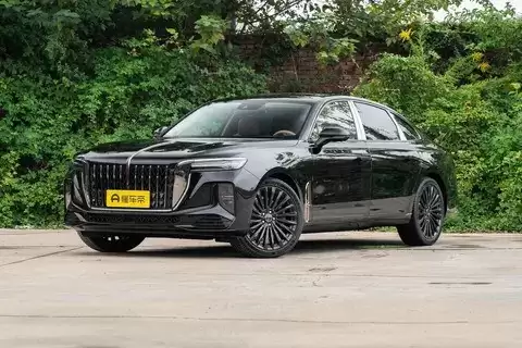 红旗H9购车指南:2.0T高配成首选,如何平衡动力与配置?