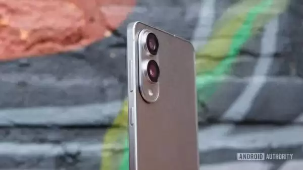 三星S26+ Edge样机曝光 iPhone 16价格比老人机果粉很受伤