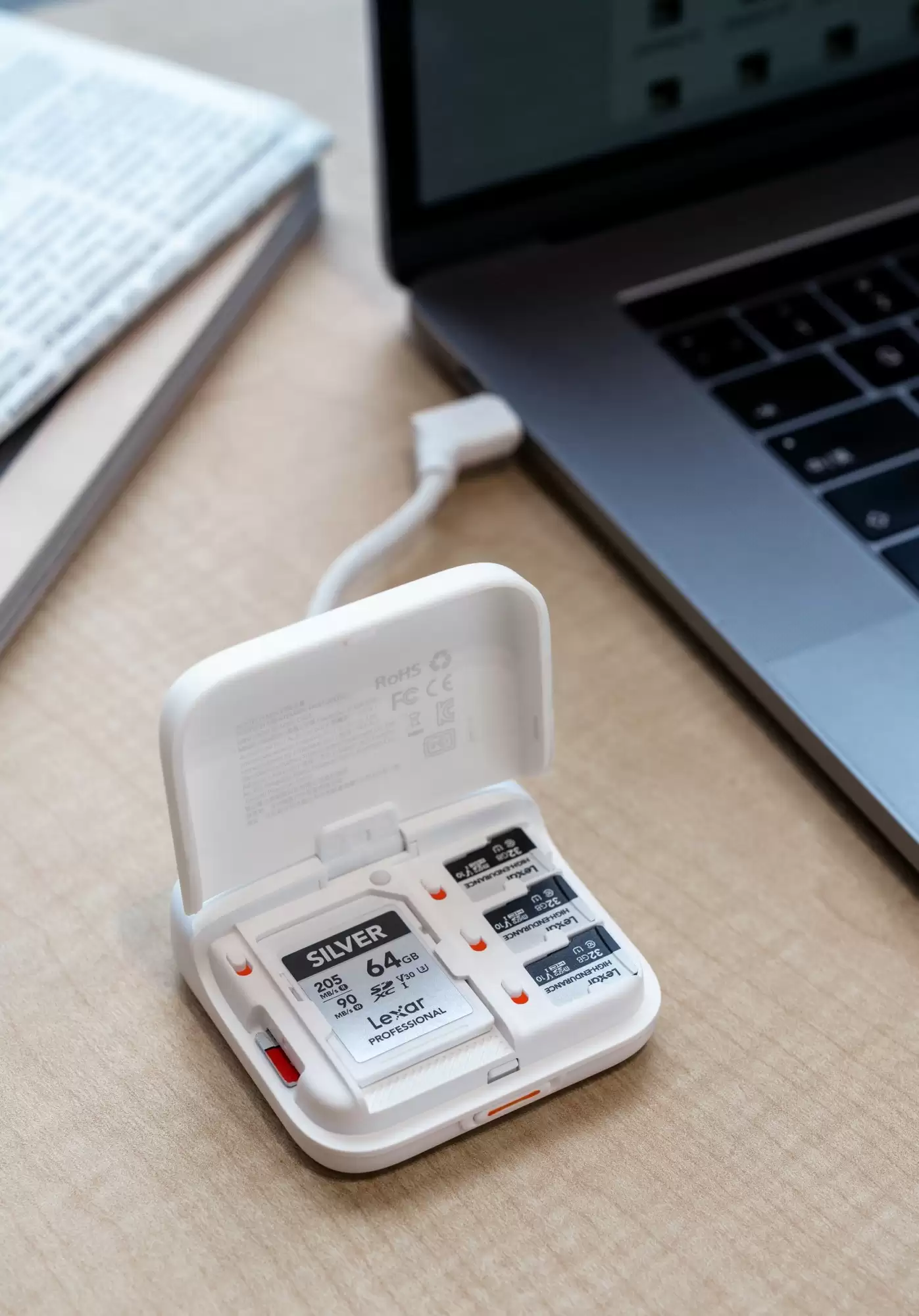 为高效创作而来 PGYTECH全新发布Mini闪存卡盒