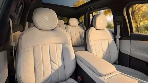 最畅销高端纯电SUV!蔚来ES6 30万台纪念版上市:34.98万起