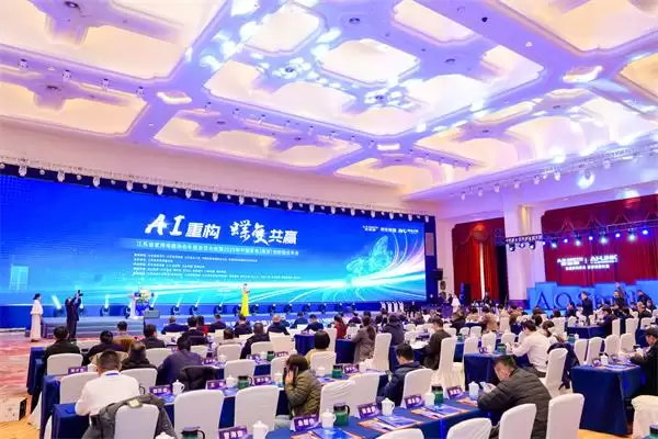 AI成2025江苏家电年会核心议题 AO史密斯重构全屋好风好水