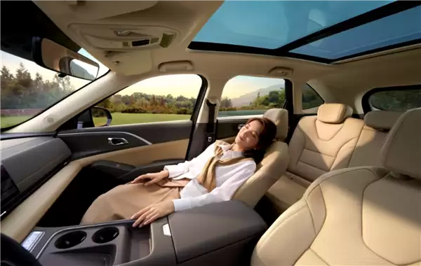 车身加长、配置大增！长城哈弗H6L上市：11.79万起