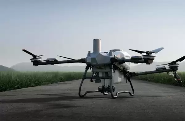 48999元！大疆发布T100S旗舰农业无人机：吊载95公斤 一次播撒两袋肥