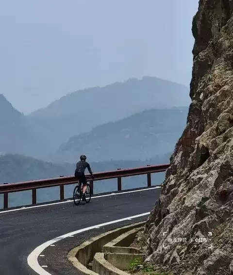 山路驾驶新体验:巧用发动机制动力控速