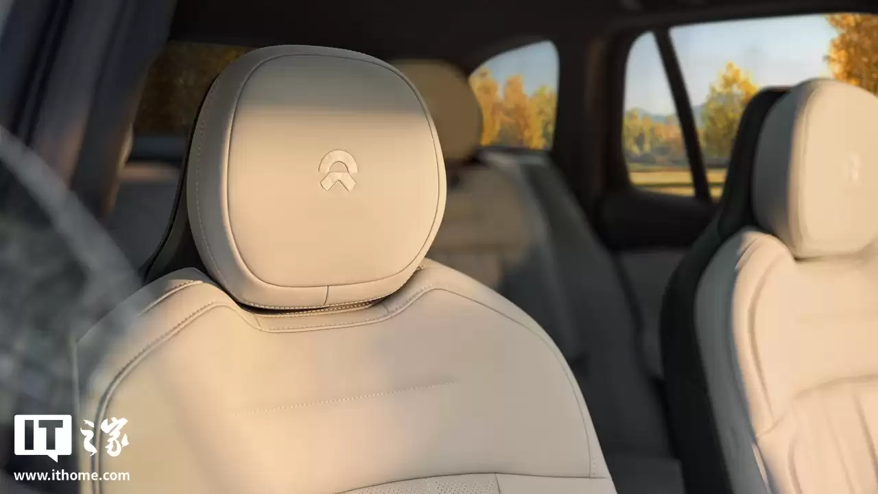 蔚来 ES6 汽车达成 30 万台交付里程碑,纪念版整车 34.98 万元 / 租电 24.18 万元