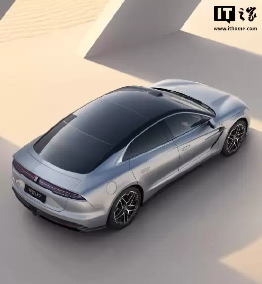 比亚迪仰望 U7 全新车身配色“星河蓝”11月21日亮相广州车展,现款62.8万元起