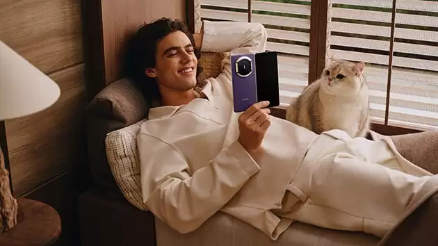 华为Mate X7折叠屏手机官宣：11月25日发布，搭载麒麟9030与三摄系统