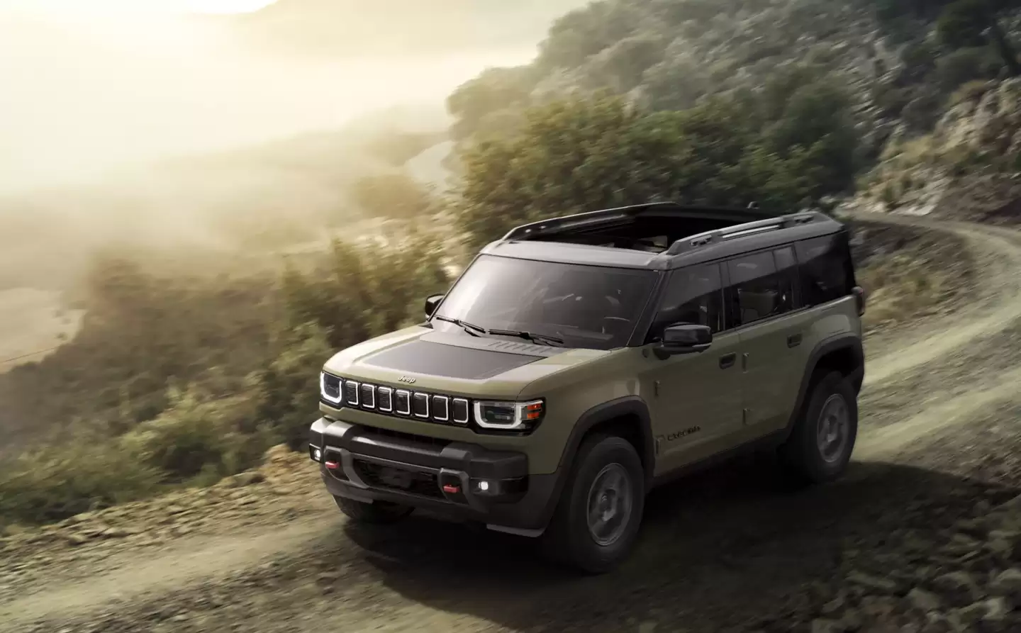 首款纯电 Jeep SUV“侦察兵”亮相：650 马力、零百 3 秒级，依旧硬派越野