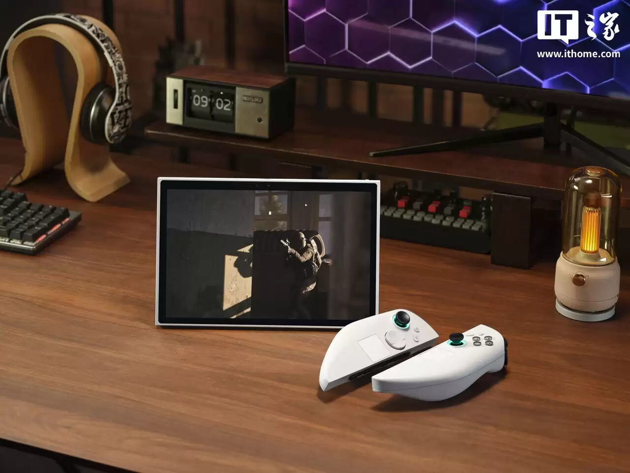 全球首款裸眼 3D Win 掌机:Abxylute 3D One 发布,搭载 11 英寸屏幕、酷睿 Ultra 7 258V 处理器