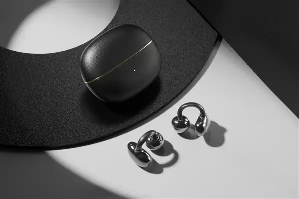 荣耀亲选LCHSE耳夹式耳机2+Pro即将发布：新增佩戴检测、AI实时翻译