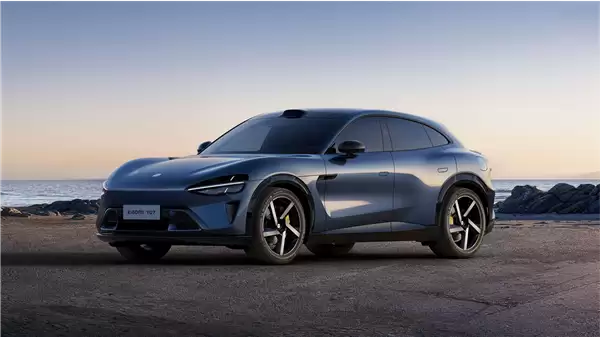 雷军：小米汽车今年交付超40万台