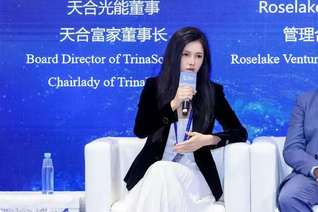 \ 2b8f4f3bbe879502ab67bb6c30d9213f.jpg