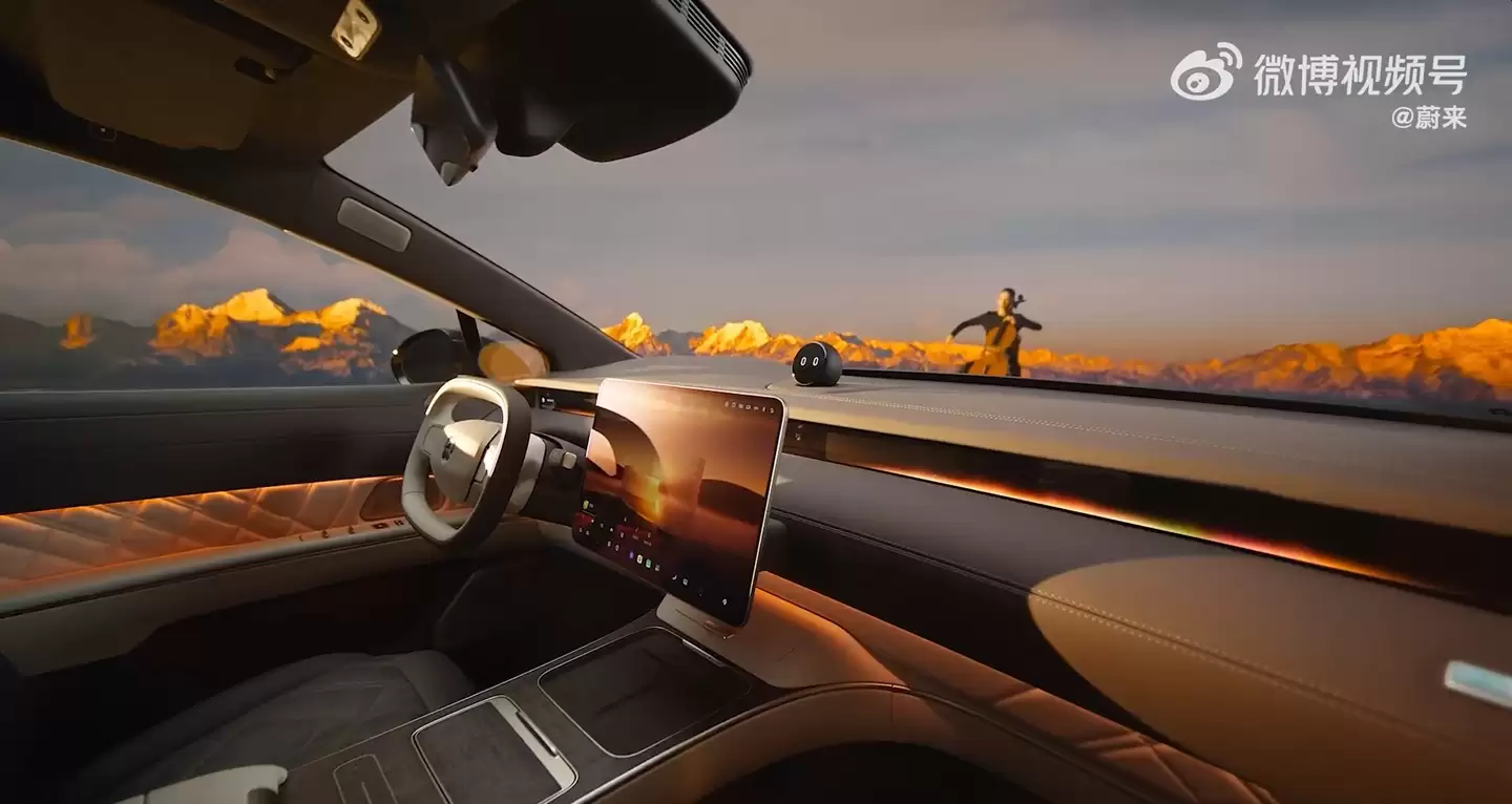 蔚来 ET9 地平线特别版“日照金山”外观公布，明日亮相广州车展