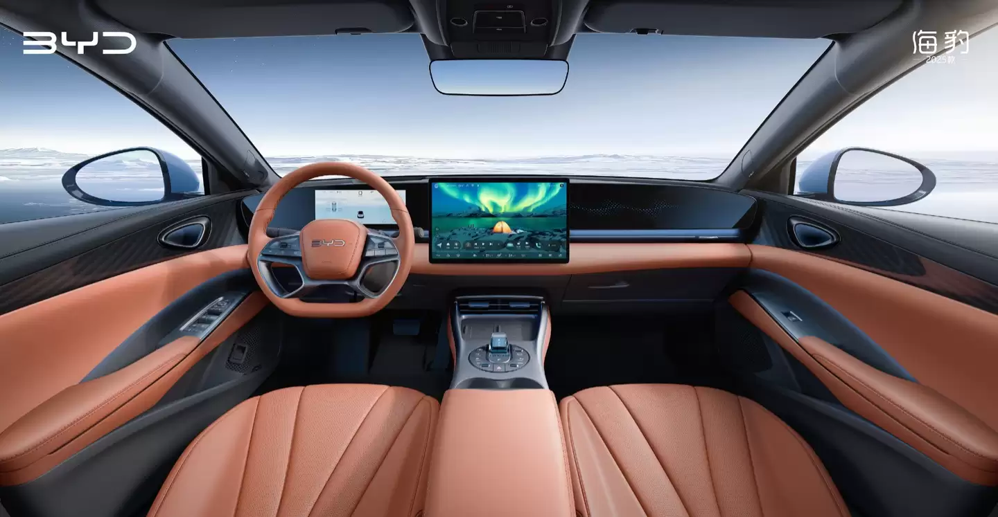 李柯:比亚迪欧洲市场后续车型将不再配备旋转中控屏