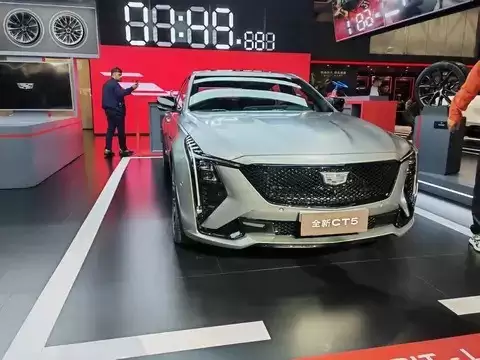 凯迪拉克CT5推飓风哑光灰配色亮相广州车展