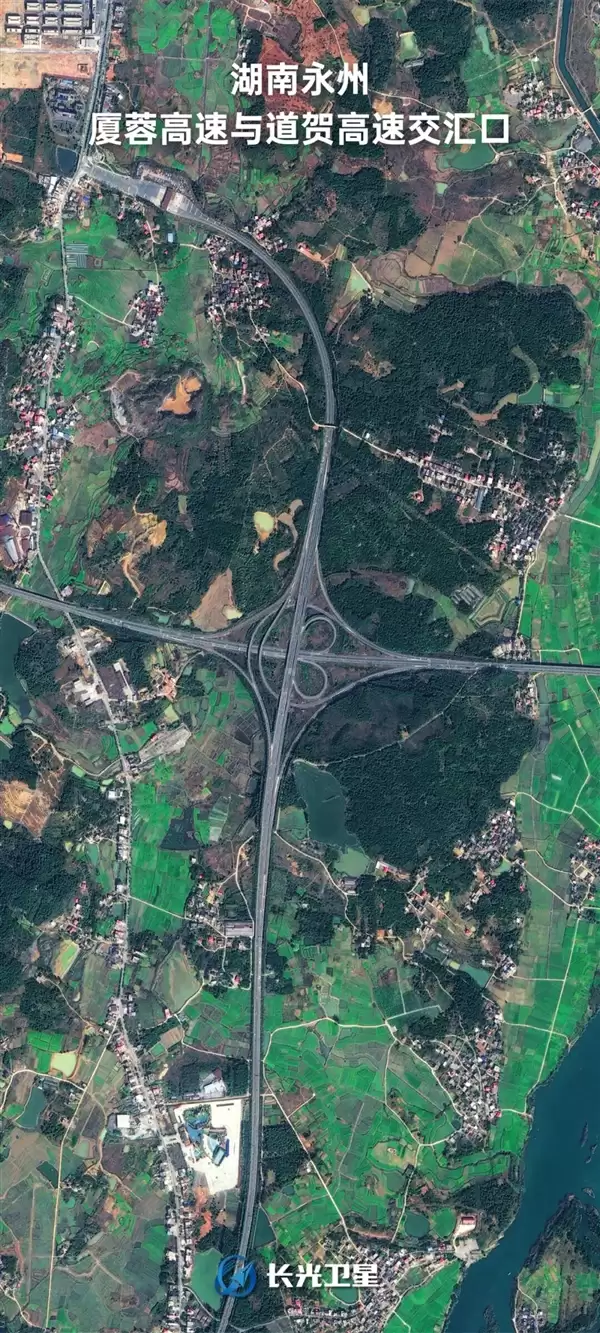 原来 地球上偷偷藏了这么多笑脸