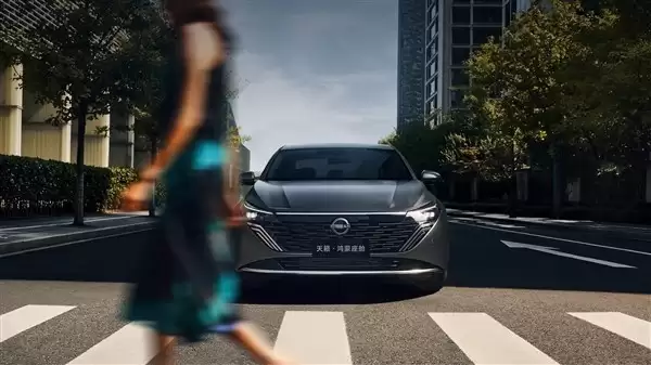 东风日产天籁鸿蒙座舱版上市，售12.99万起