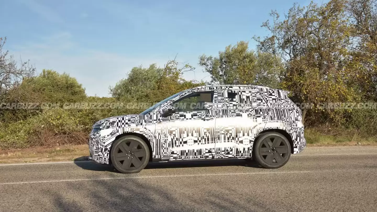 大众 ID. Cross 量产版路测谍照曝光：预估208马力、续航418公里