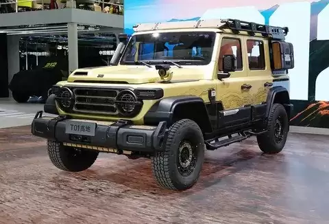 212 T01高地版上市，越野旗舰亮相广州车展