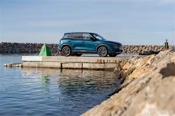 国内用户眼羡 比亚迪元UP+DM-i欧洲发布：续航飙升至1000公里