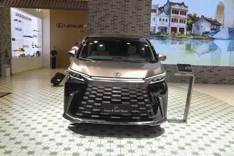 雷克萨斯推隔断设计新MPV重塑豪华出行空间