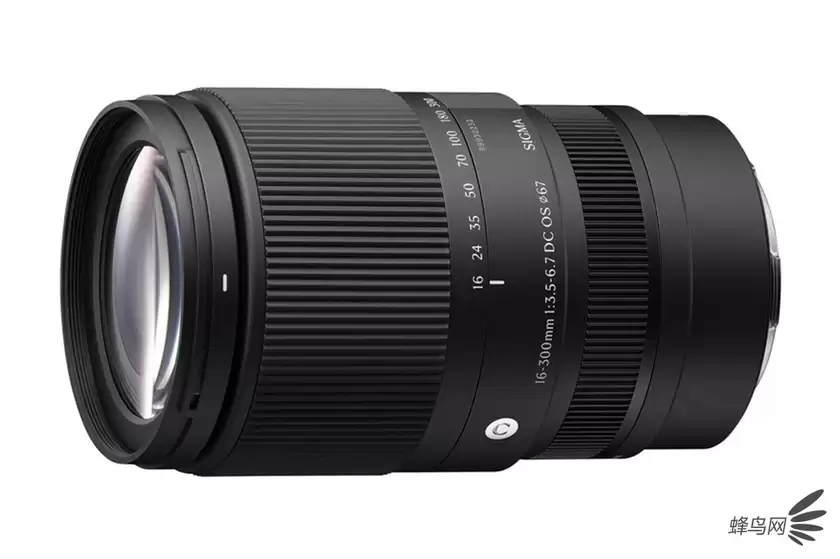 半画幅旅游风光镜头 适马16-300mm f/3.5-6.7售价4199元