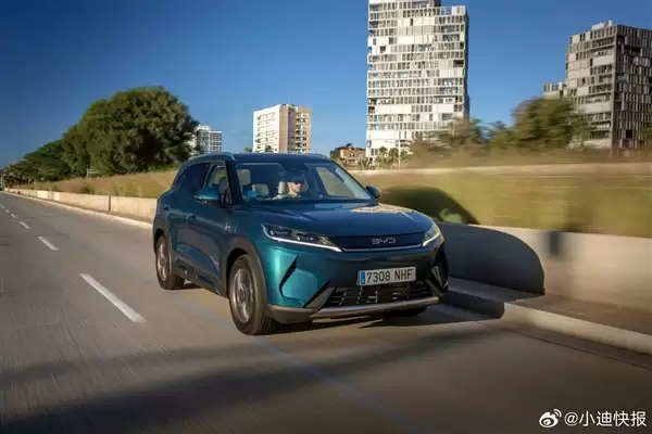 国内用户眼馋 比亚迪元UP+DM-i欧洲发布:续航飙升近1000公里