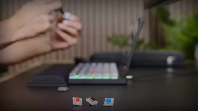 矮轴机械键盘袖珍触控屏笔记本,Kernelcom 项目亮相