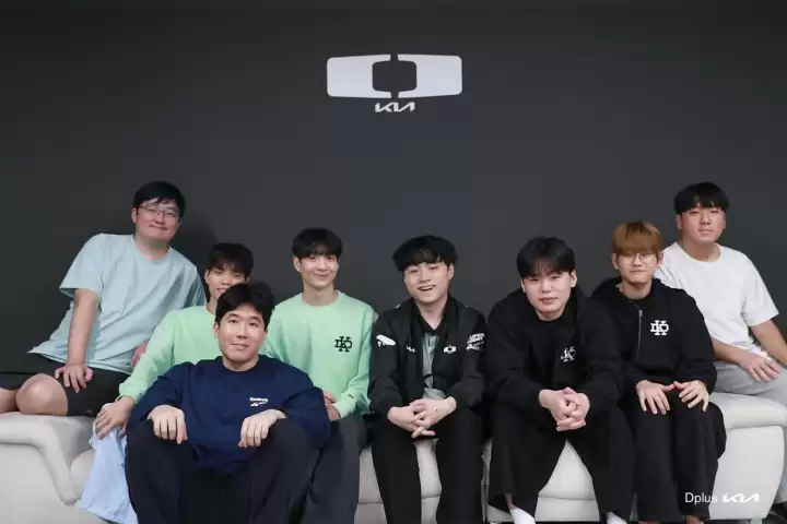 DK公布2026赛季首发阵容:ShowMaker领衔Smash+Career下路组合 DK公布2026赛季首发阵容:ShowMaker领衔Smash+Career下路组合