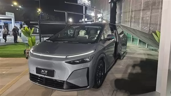 小鹏X9超级增程热销，紧急追加备料保交付