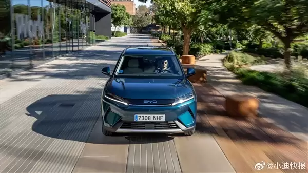 国内用户眼馋 比亚迪元UP+DM-i欧洲发布:续航飙升近1000公里