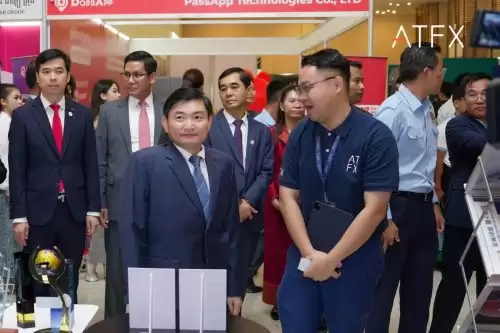 深耕柬埔寨!ATFX亮相柬埔寨职业博览会,赋能青年就业未来