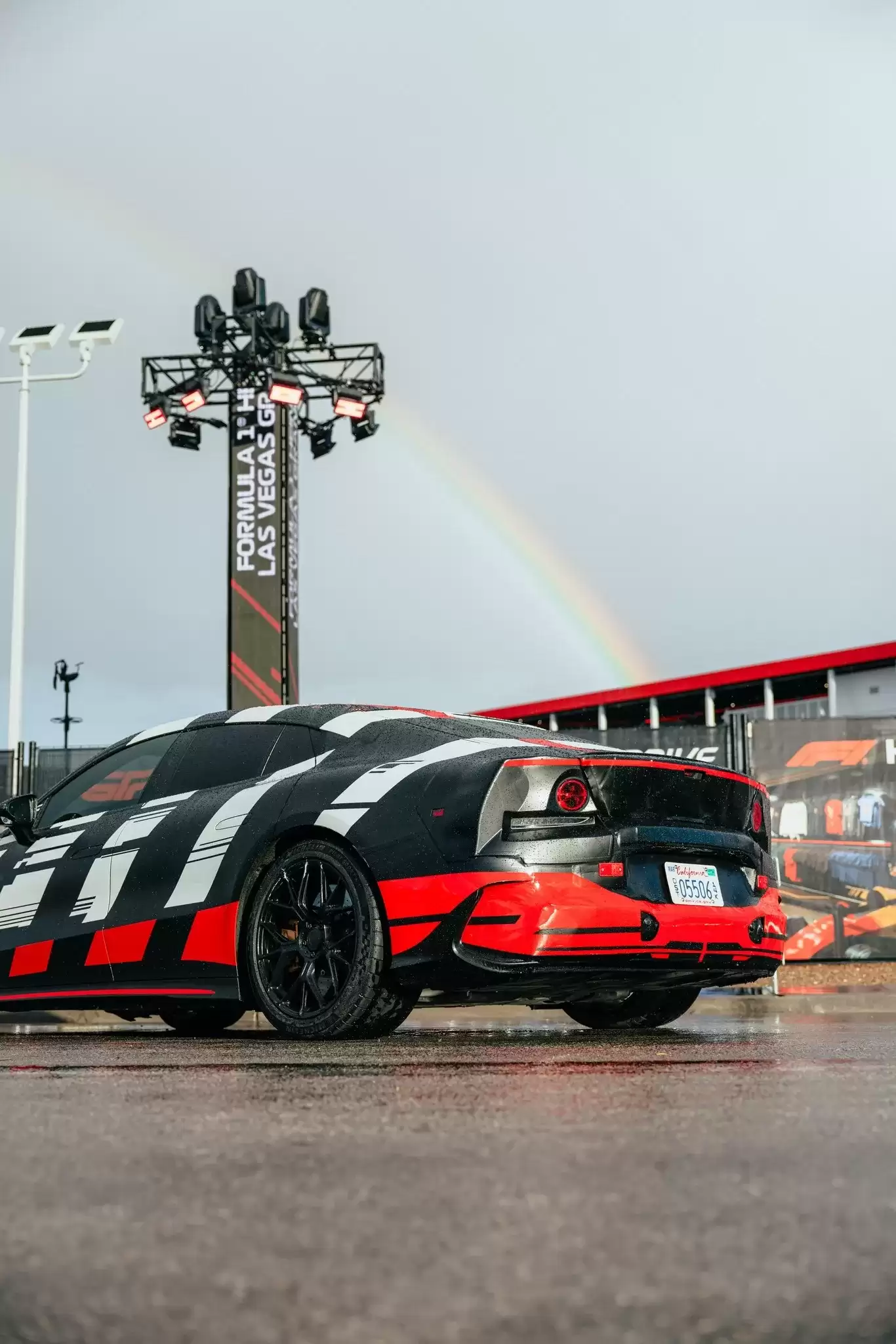 AMG 全新四门 GT 轿跑踪迹渐现：三电机 1341 马力，还将主打轻量化