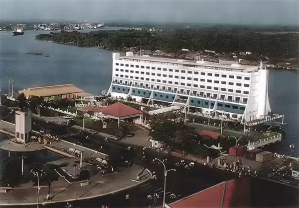 世界上第一家水上酒店：在澳大利亚开业 最终却漂到了朝鲜