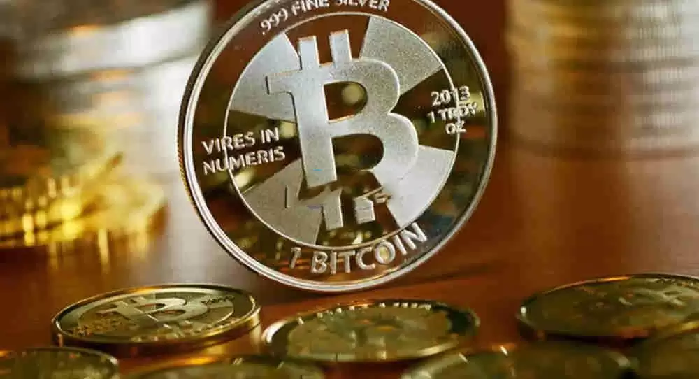 挖比特币赚一个亿是真的吗?