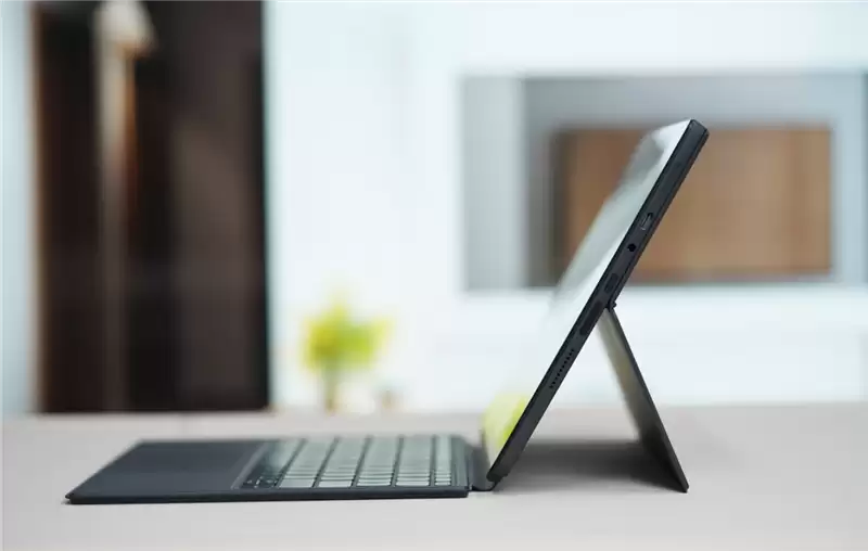 从形态到性能的全面革新！HUAWEI MatePad Edge鸿蒙二合一平板电脑评测