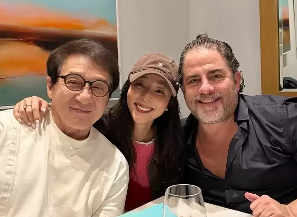 派拉蒙发行《尖峰时刻4》