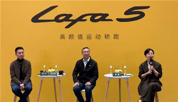 蔚来呼吁零跑勿激进竞争，朱江明回应设计与成本之争