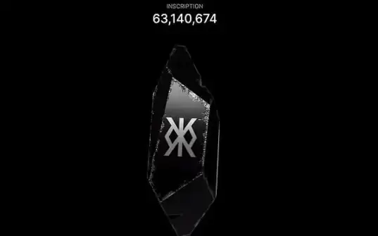 NFT 的 2025:努力不想离场的图片们