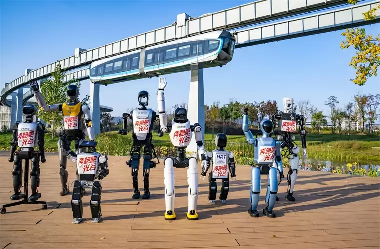 初创企业占比超半数！国家发改委：鼓励创新是好事，但要注意防范重复度高人形机器人产品“扎堆”上市【附人形机器人行业市场分析有】