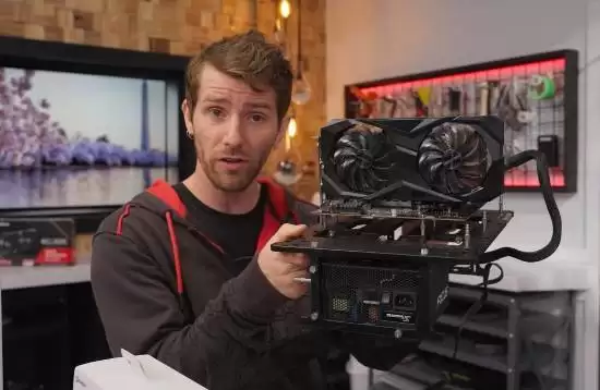 老莱拆解推演掌机成本：699美元或为合理定价