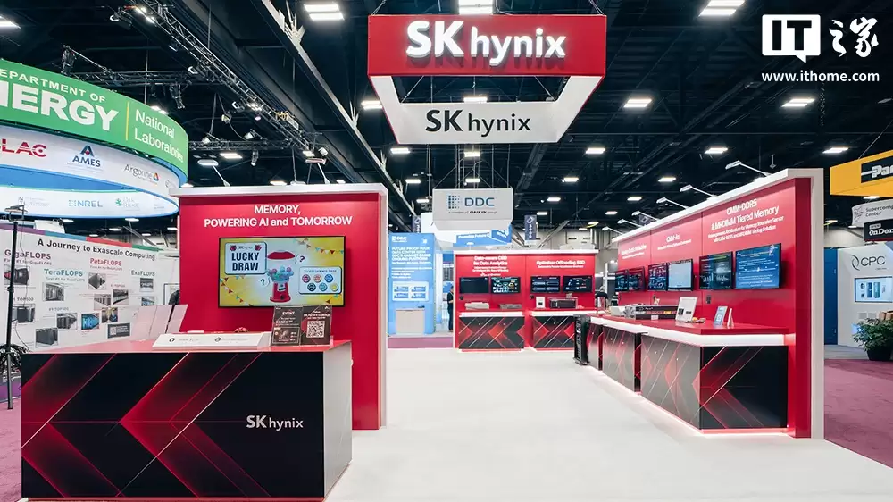 全球首款：SK海力士展示12层堆叠HBM4内存