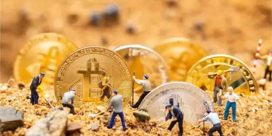 比特币挖矿难度再创新高达102.29T!价格暴涨引发战略储备讨论