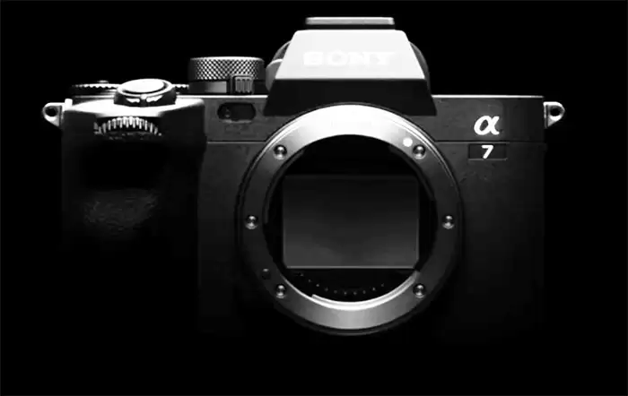 索尼 Alpha 7 IV 全画幅无反相机外观公布，预计12月2日发布