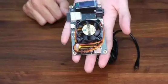 手掌大比特币微型矿机Bitaxe挖出650万元BTC！中奖几率仅110亿分之1