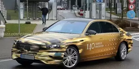 奔驰全新S级路测曝光,2026年迎140周年焕新