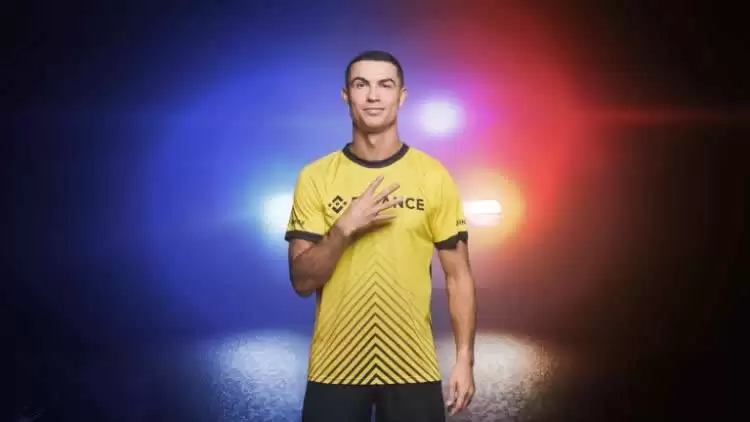 足球巨星C罗携手币安推出第四款NFT系列!29日上线币安NFT市场