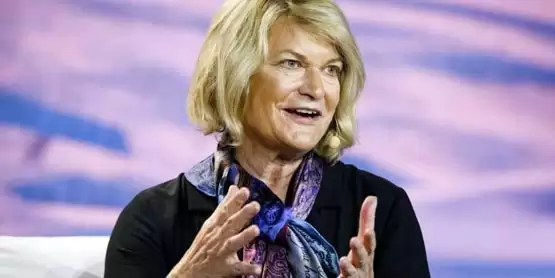 传美国参议员Cynthia Lummis将提法案：要求Fed储备比特币